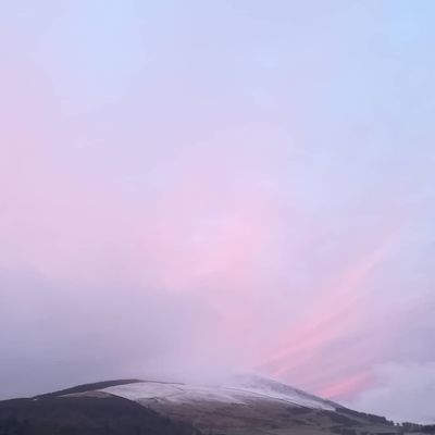 #nofilter #pinkskyinthemorning  #leepen #innerleithen #scottishborders